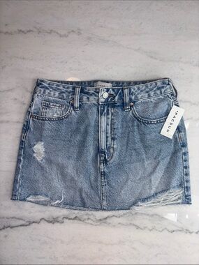 PacSun Light Blue Distressed Denim Mini Skirt Style # 0032  Size 25